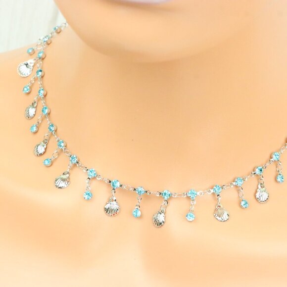 "Minimalist & Elegant Necklace Chain – Perfect for Women & Girls | UNVRC1294 - Picture 4 of 10